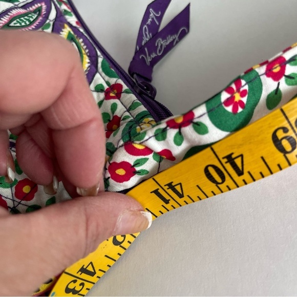 Retired Vera Bradley Viva La Vera Floral Quilted Crossbody Handbag - Picture 12 of 12